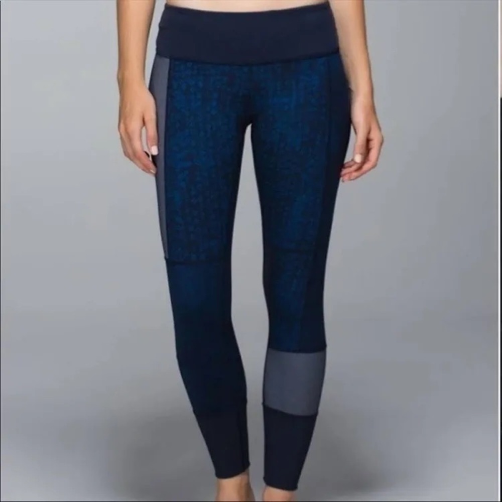 Lululemon Athletica Special Edition Sashiko Wunder Under